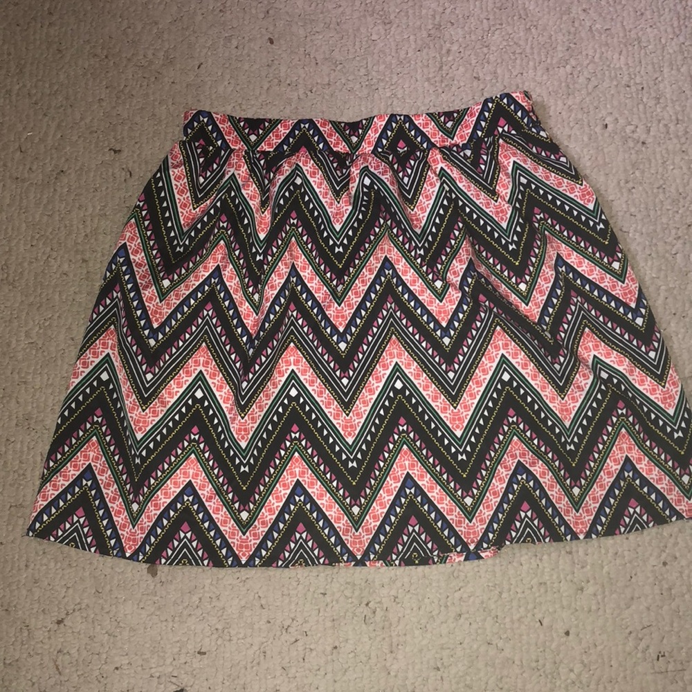 Patterned High Waisted Skirt - image 1